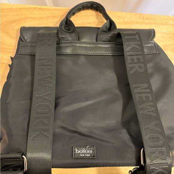 Botkier Mini Trigger Backpack - Picture 4 of 6